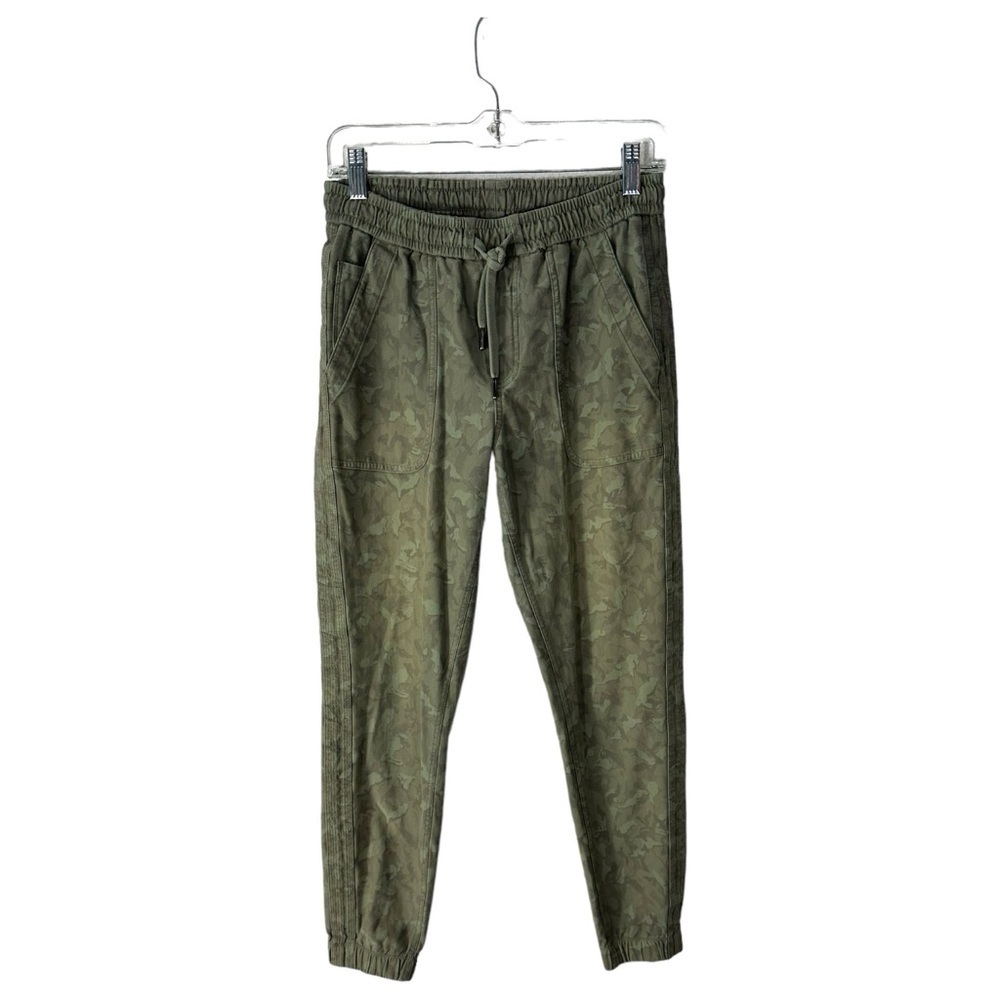 Athleta Farallon Jogger Camo Laurel Olive Size 4
